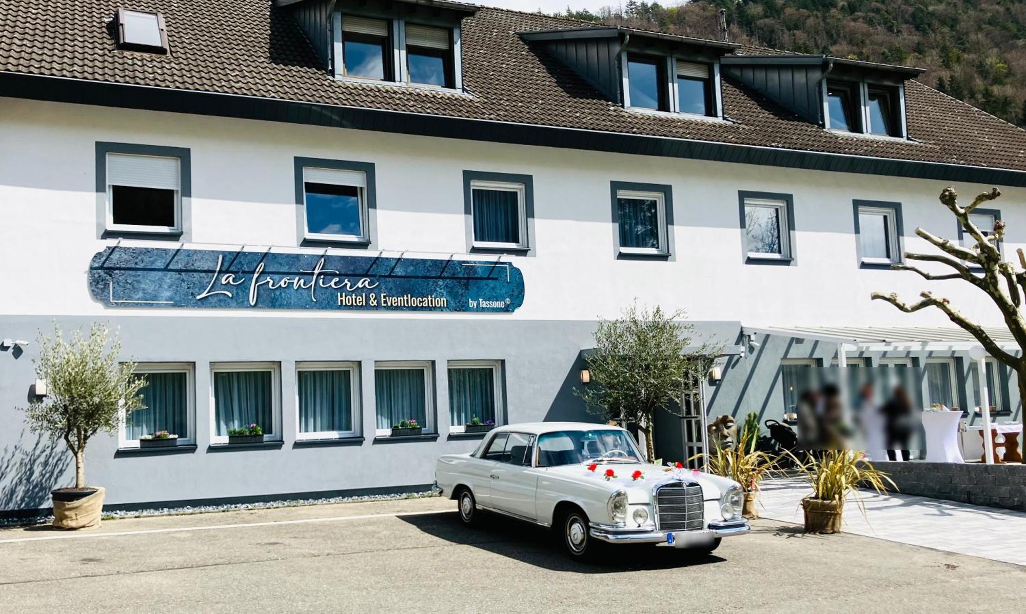 La Frontiera Hotel & Eventlocation - An Der Grenze , Naehe Schaffhausen -Rheinfall Tengen Buitenkant foto