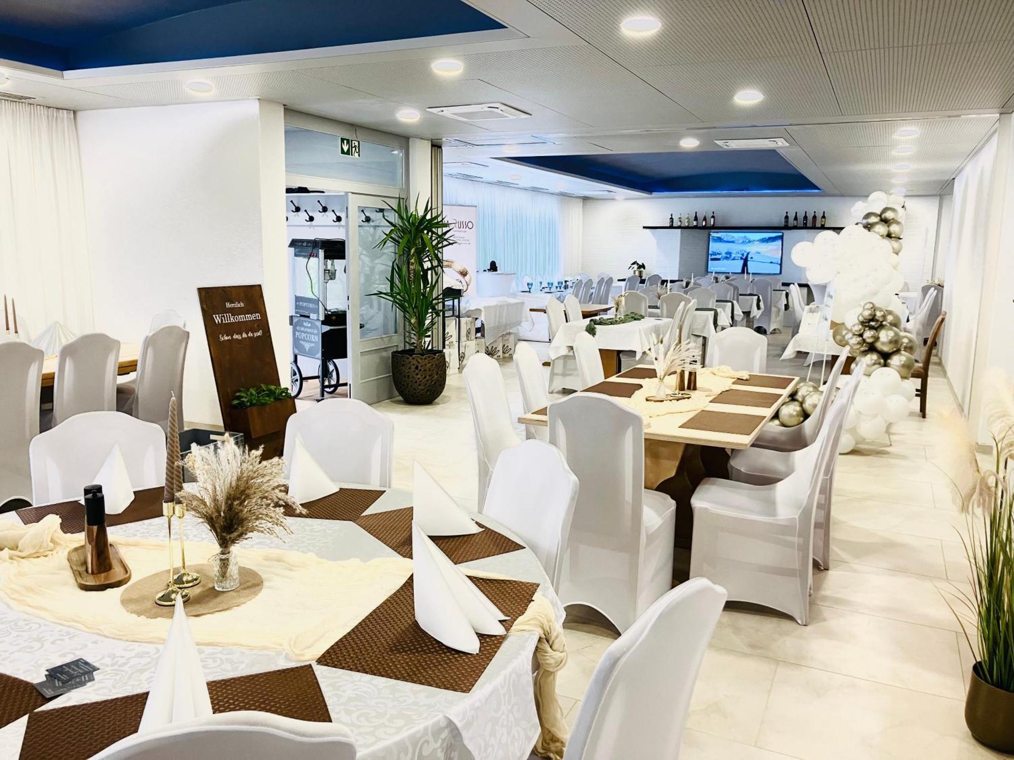 La Frontiera Hotel & Eventlocation - An Der Grenze , Naehe Schaffhausen -Rheinfall Tengen Buitenkant foto